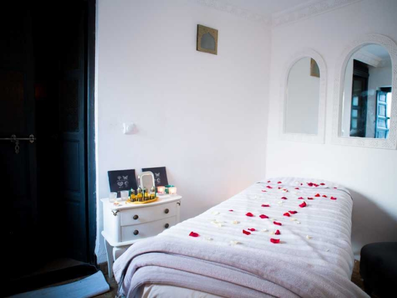 One Hour Argan Oil Massage